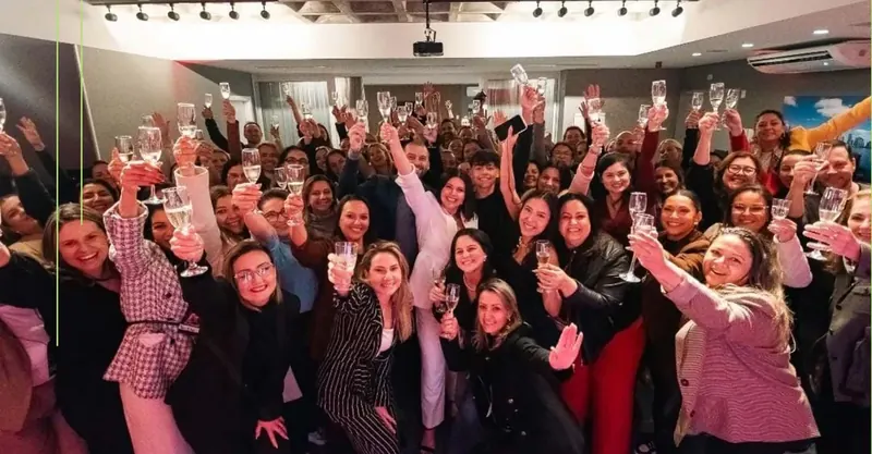 Brinde em evento corporativo